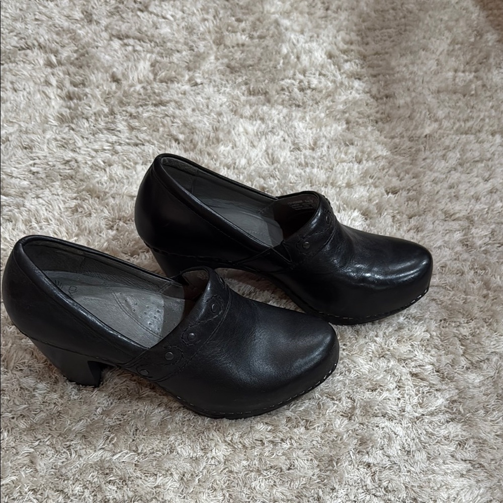 Women's Dansko Black Leather Heels -38